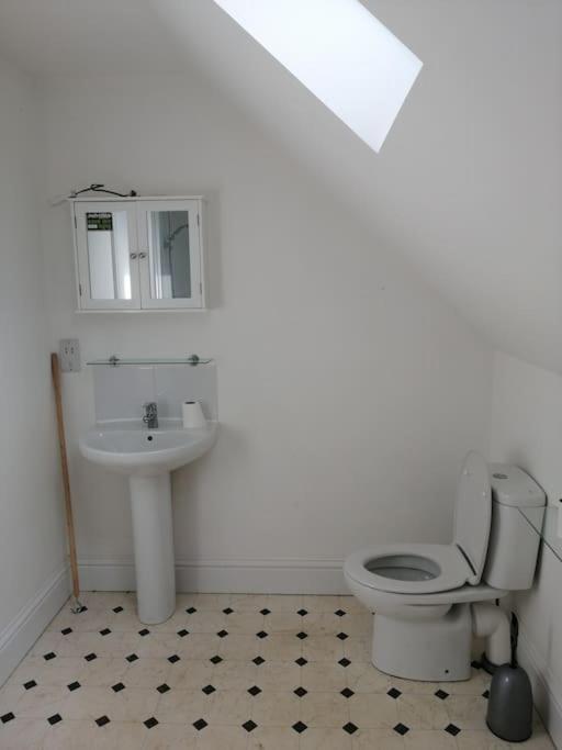 Farm Loft Apartment Шептън Малет Екстериор снимка